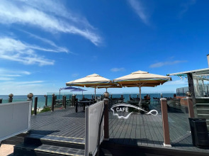 Апартаменты на первой линии