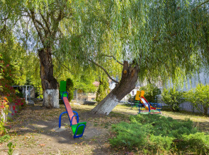 Санаторий Курортная Поликлиника им. Н.И. Пирогова с Пансионатом с Лечением Искра