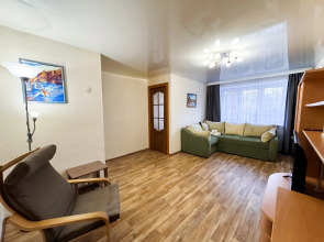 Квартира 2-комнатная на Карла Маркса 9