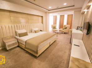 Отель Ganjali Plaza