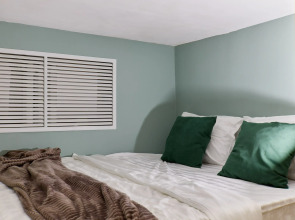 Апартаменты Vizit с новым дизайнерским ремонтом. Студия 3