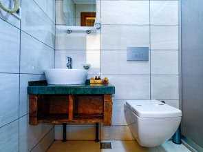 Отель Double DD