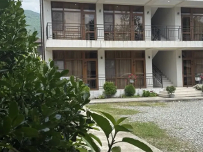 Amza Hotel