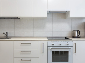 1b  Krasnogrskij 46 Apartments