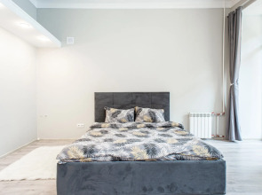 Квартира Стильная Евродвушка с Балконом в Центре Петроградской