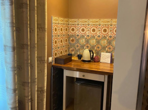 Апартаменты на Средней 13