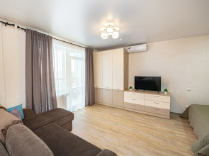 Апартаменты TopHouse на Можжевеловой 18, 103