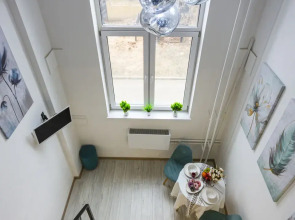 Квартира двухэтажная на Оптическом проезде 1