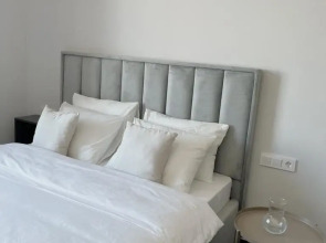 B'yarma Three Apartments