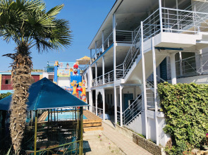 Гостиница Бриз-Морское