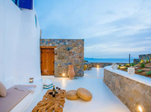 Gorgeous Studio In Cycladic Architecture Overlooking The Aegean Apartments