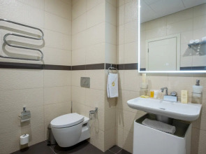 Rockmond 58 Junior Suite 7