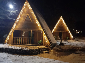 U Ozera Chalet 2