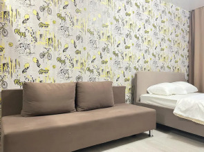 Апартаменты Уютные 3-комнатные на Июльских Днях 1к1