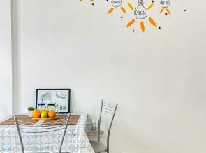 Апартаменты Sunny Days Apartment Оранж Парк