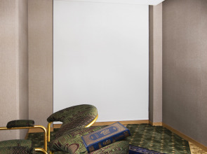 Отель Grand Cosmopolitan