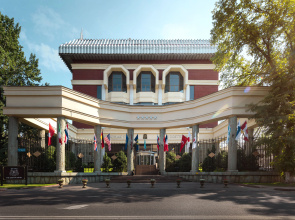 Dostyk Hotel