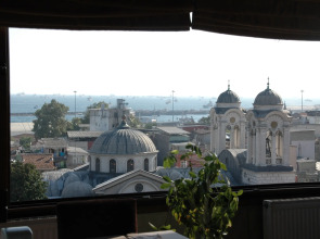 Отель Grand Liza