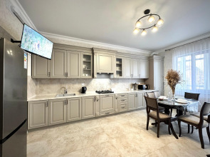 Квартира Двухкомнатная в центре у парка