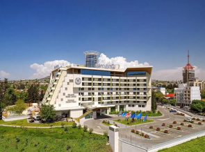 Sheraton Grand Tbilisi Metechi Palace Hotel