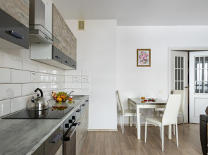 Апартаменты ElizaHome в ЖК Бизнес-Класса с Видом на Чёрную Речку