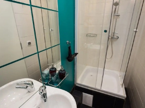 Квартира Гостевая Алеся на Малышева 4Б