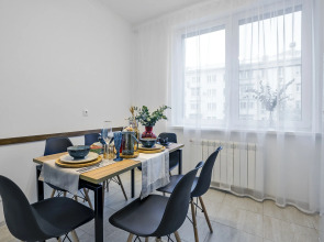 Great view 2-rooms Apartment 2 Min Walk to Raykin Plaza 2