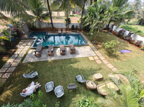 Бунгало SOLS Backyard