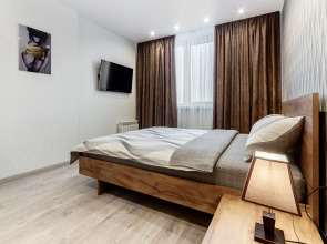 Апартаменты двухкомнатные LUX с шикарным видом на ДОН №20