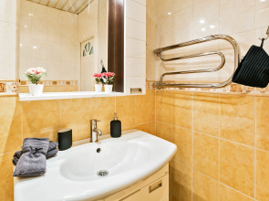 Double Tower Apartment on Dmitry Ulyanov St