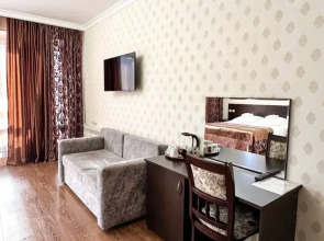 Отель Кавказ