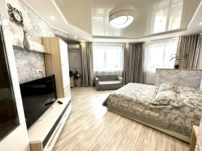 060 Flets-Layn Na Ulitse Krasnoarmeyskaya 100 Apartment