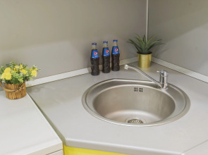 Квартира GM Apartments Стильная Трехкомнатная в центре рядом с МХАТ