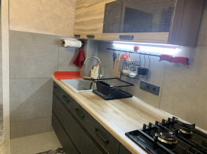 2-х комнатная новая, чистая, уютная и просторная квартира рядом с Набережной