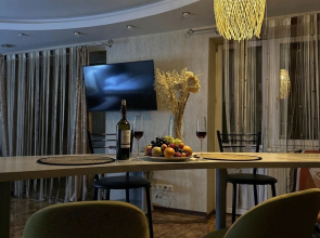 Premium Studiya V Tsentre S Dzhakuzi Apartments