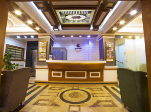 Отель Black Tulip