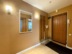 Квартира Просторная 4х комнатная в центре