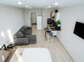 Квартира Современная студия на Комсомольской