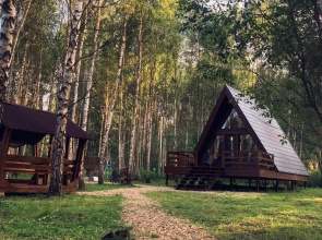 A-Frame Vblizi Reki Dnepr Chalet