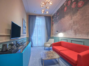 Heritage Hotel and Suites (by Travel Agency)