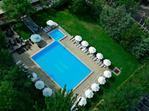 Отель President