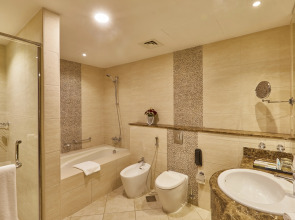 Al Bahar Hotel & Resort