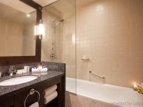 Отель JA Ocean View Hotel
