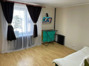 Na Shakhterskoy 4 Flat