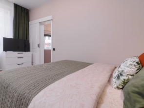 Апартаменты FolkFort – Просторная квартира для четверых у Лобановского леса