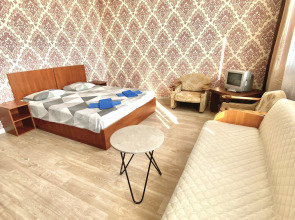 Апартаменты двухкомнатные на Богдановича 23