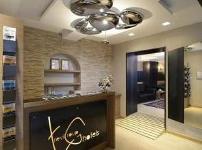 Hotel Trevi
