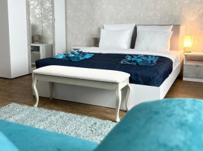 Дистрикт Marina на Промышленной