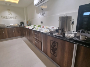 Отель Mic Royal