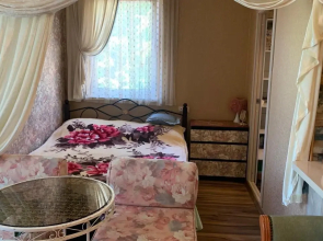 V Dagomyse Na Gaydara Furnished Rooms